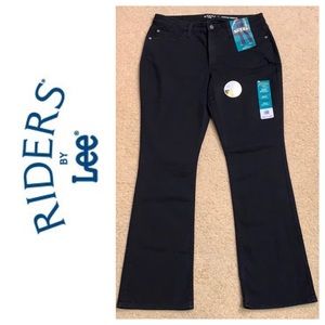 🆕RIDERS BY LEE Midrise Bootcut Jeans⭐️